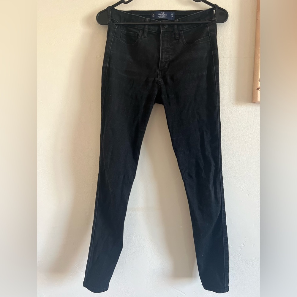 Hollister High-Rise Super Skinny Jeans